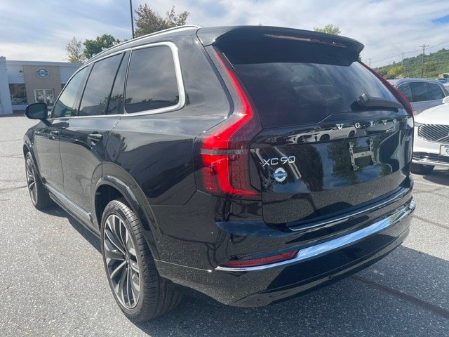 New 2026 Volvo XC90 T8 Plus w/ Protection Package Premier AWD/4WD image 3