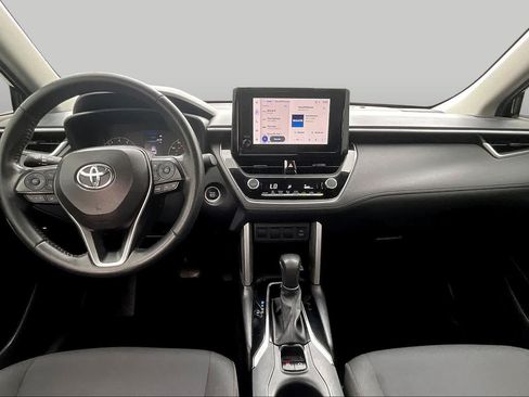 Used 2023 Toyota Corolla Cross LE FWD image 15
