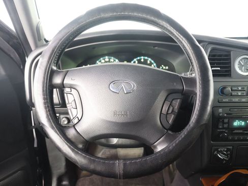Used 2003 INFINITI QX4 4WD image 32