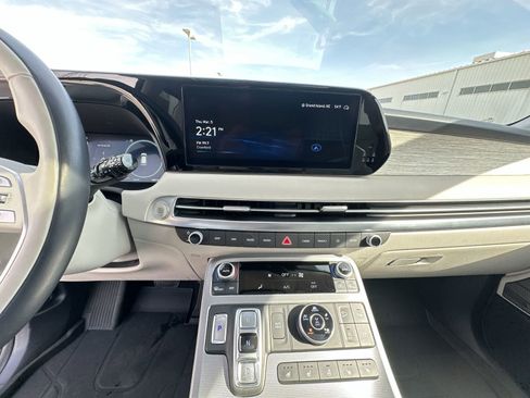 Used 2024 Hyundai Palisade Calligraphy image 13