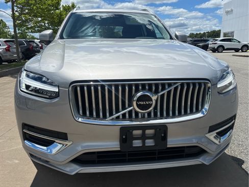 Used 2023 Volvo XC90 B5 Plus w/ Protection Package Premier AWD/4WD image 5