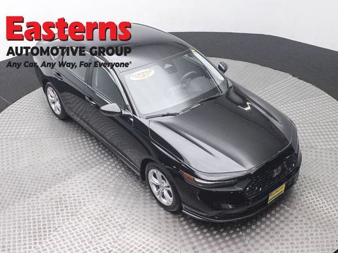 Used 2025 Honda Accord LX image 3