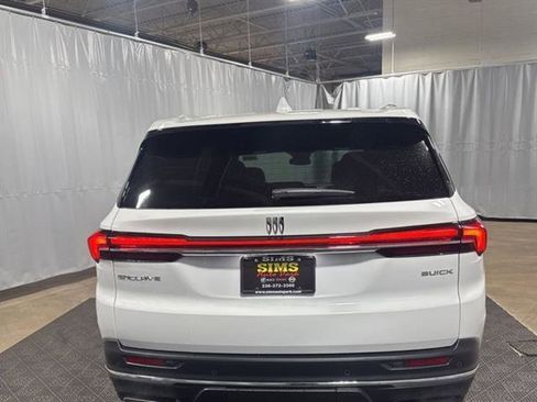 New 2026 Buick Enclave Preferred image 7