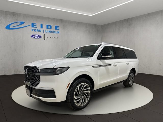 New 2027 Lincoln Navigator L Reserve AWD/4WD image 2