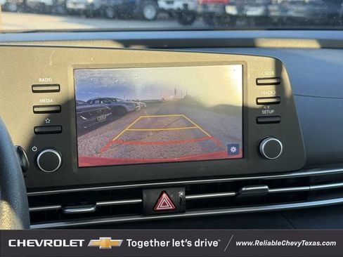 Used 2023 Hyundai Elantra SEL FWD image 23
