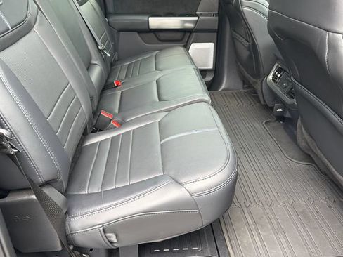 Used 2025 Ford F250 Platinum AWD/4WD image 17