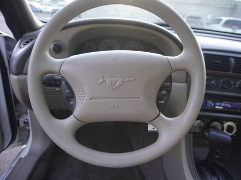 Used 2000 Ford Mustang Coupe RWD image 13
