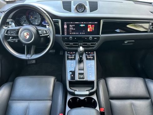 Used 2023 Porsche Macan AWD/4WD image 12