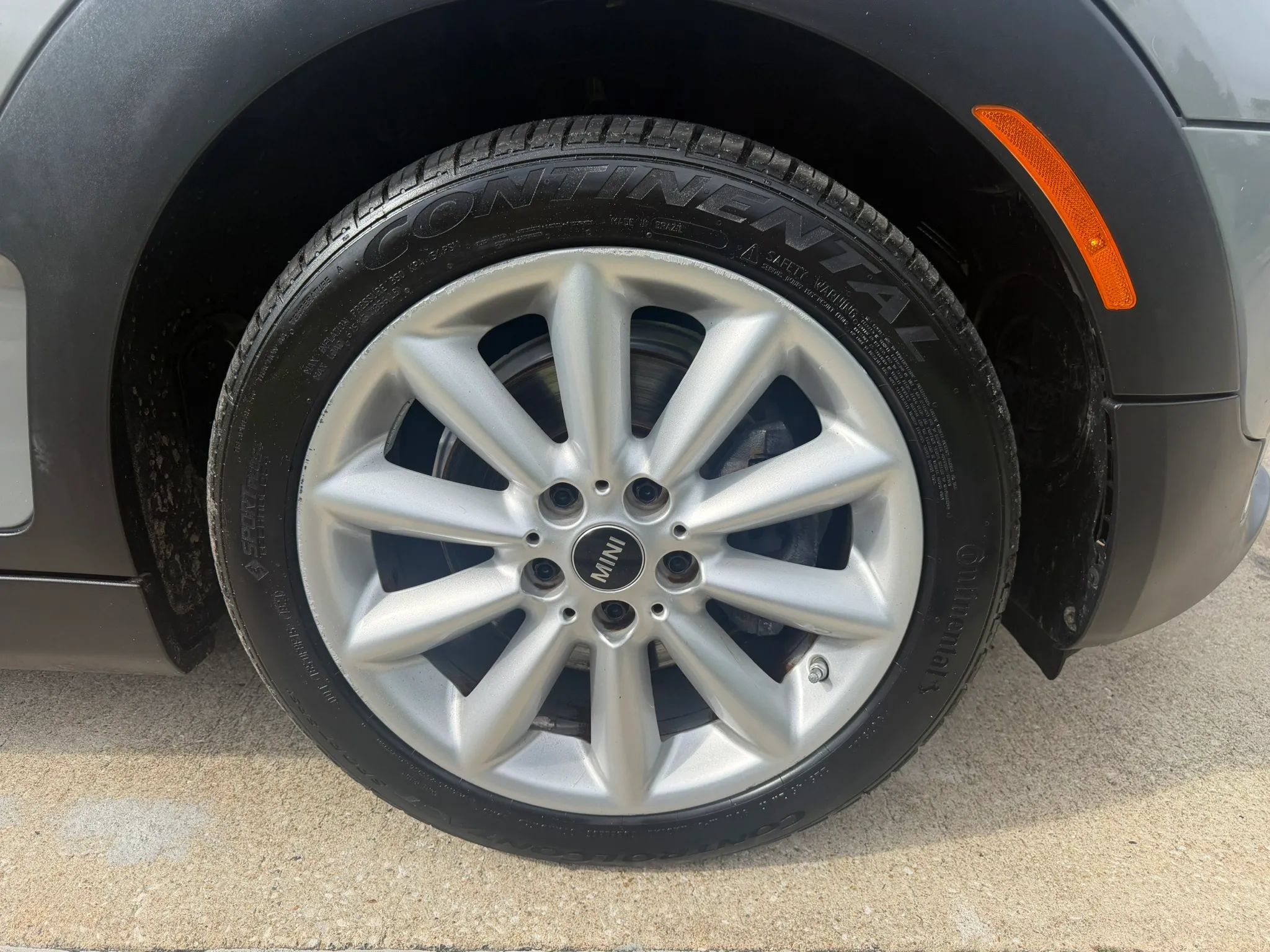 Used 2016 MINI Cooper Clubman FWD image 37