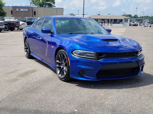 Used 2021 Dodge Charger Scat Pack RWD image 18