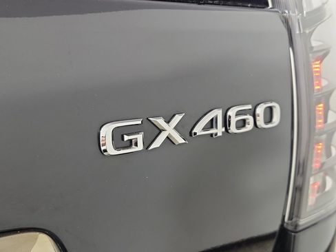Used 2023 Lexus GX 460 w/ Black Line Special Edition AWD/4WD image 6