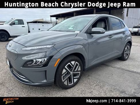 Used 2022 Hyundai Kona Limited w/ Cargo Package FWD image 1