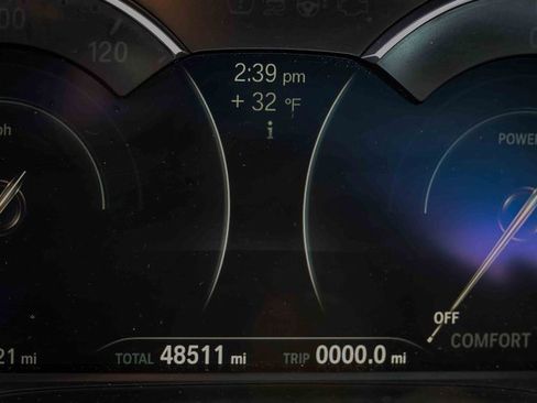 Used 2019 BMW 530e image 8