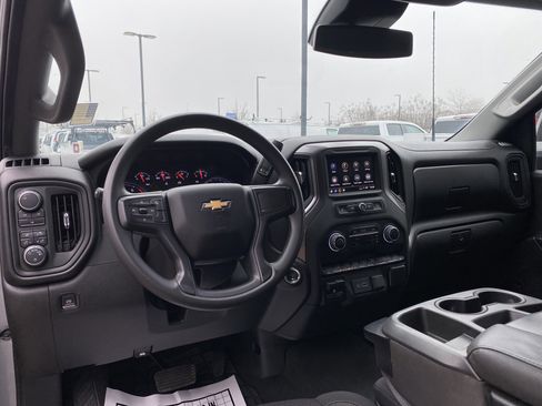 Used 2024 Chevrolet Silverado 2500 Custom w/ Custom Convenience Package image 31