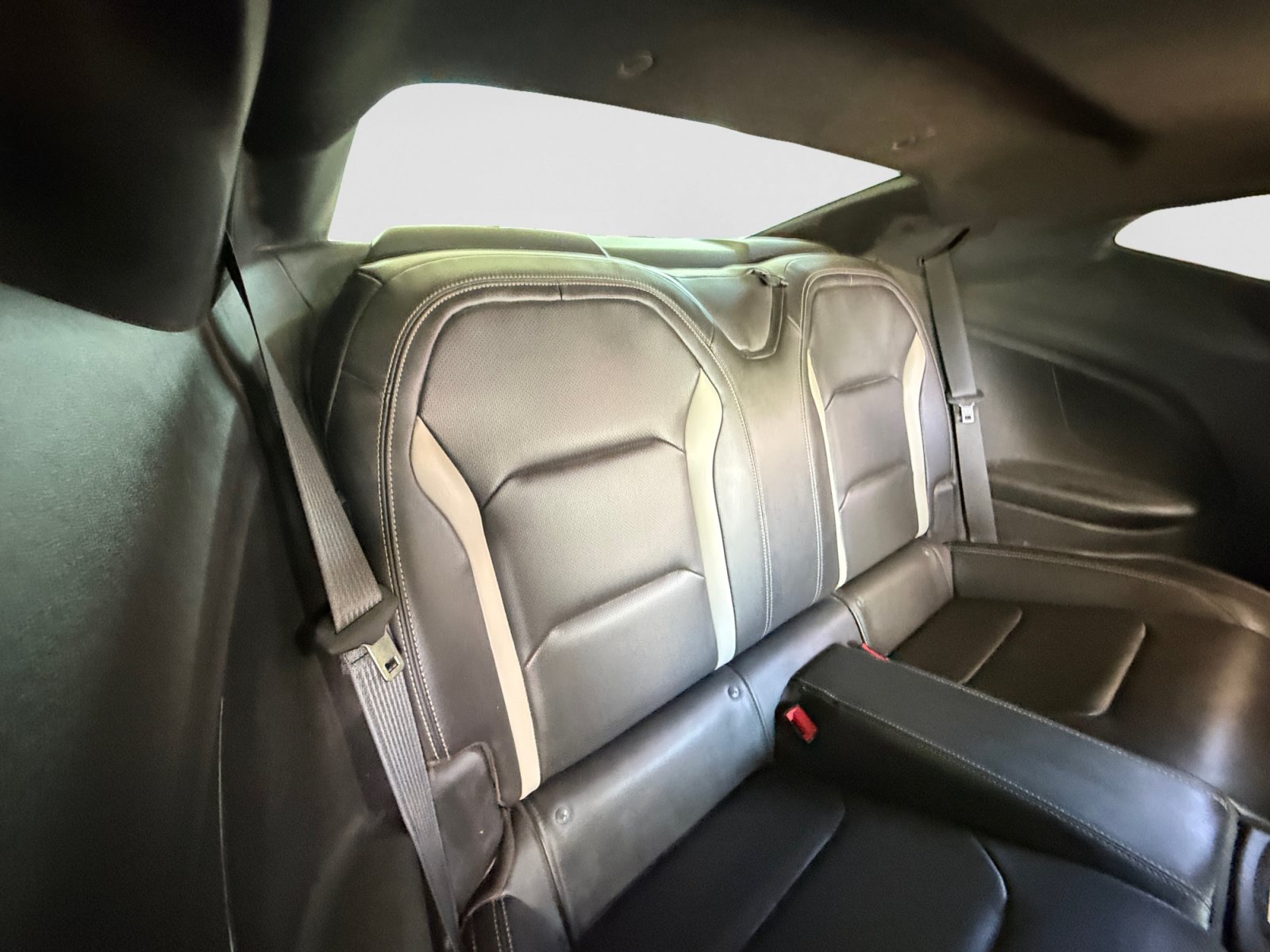 Used 2018 Chevrolet Camaro SS RWD image 17