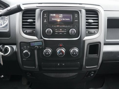 Used 2015 RAM 1500 ST w/ SXT Appearance Group image 16