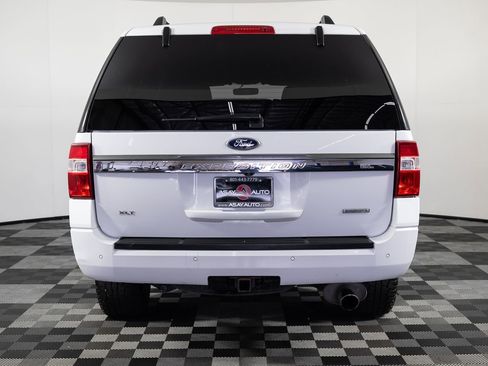 Used 2016 Ford Expedition EL XLT image 5