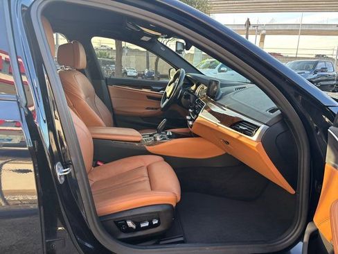 Used 2019 BMW M550i xDrive w/ Premium Package 2 image 54