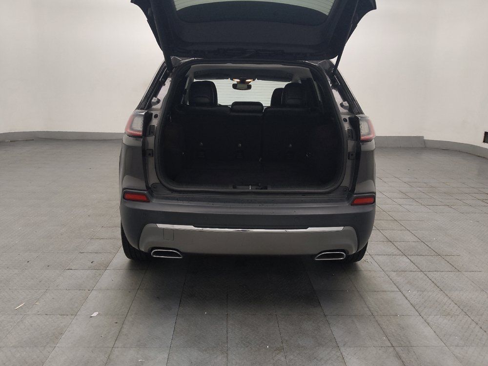 Used 2019 Jeep Cherokee Limited w/ Luxury Group FWD image 29