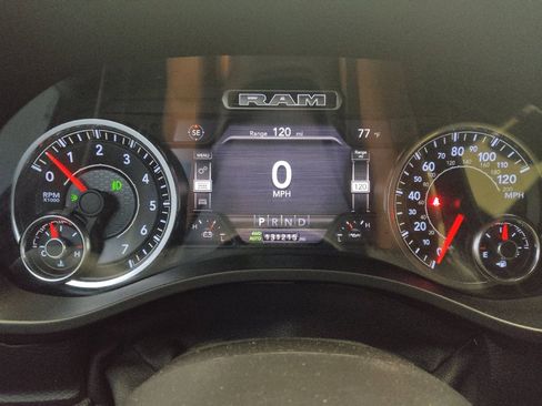 Used 2020 RAM 1500 Big Horn AWD/4WD image 23