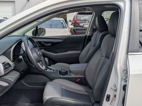 Used 2021 Subaru Outback Onyx Edition XT image 17