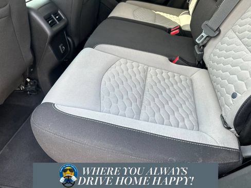 Used 2019 Chevrolet Equinox LT FWD image 23