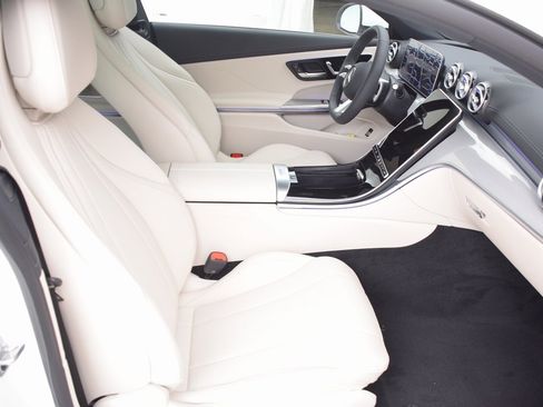 New 2026 Mercedes-Benz CLE 300 4MATIC Coupe image 13