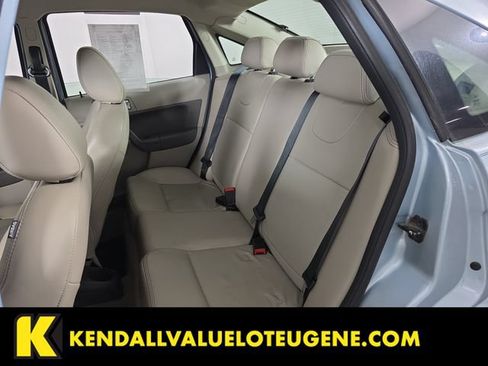 Used 2009 Ford Focus SEL FWD image 17