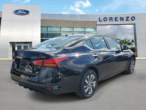 Used 2025 Nissan Altima 2.5 S FWD image 4
