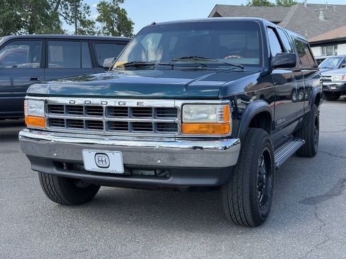 Used 1994 Dodge Dakota 4x4 Club Cab image 2