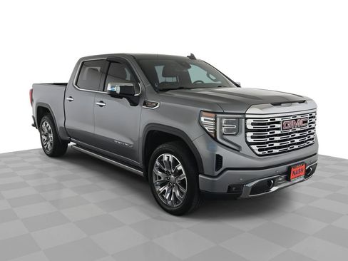 Used 2024 GMC Sierra 1500 Denali w/ Denali Reserve Package AWD/4WD image 1