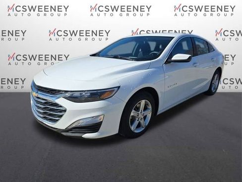 Used 2022 Chevrolet Malibu LS w/ Driver Confidence Package II image 1