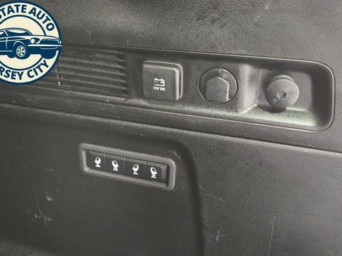 Used 2024 Jeep Wagoneer L Series II AWD/4WD image 39