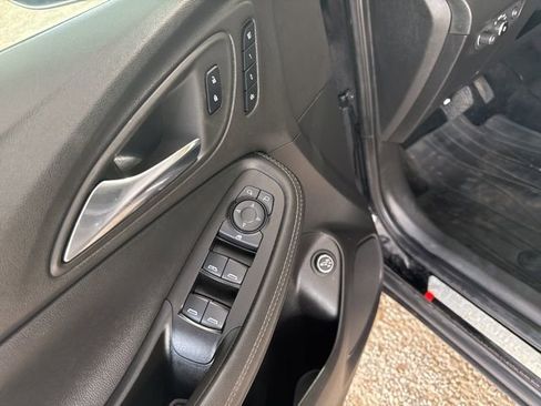 Used 2023 Buick Encore GX Essence w/ Experience Buick Package image 14