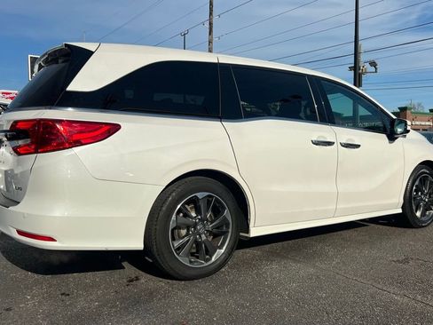 Used 2023 Honda Odyssey Elite image 8