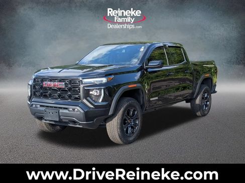 Used 2025 GMC Canyon Elevation w/ Convenience Package AWD/4WD image 1
