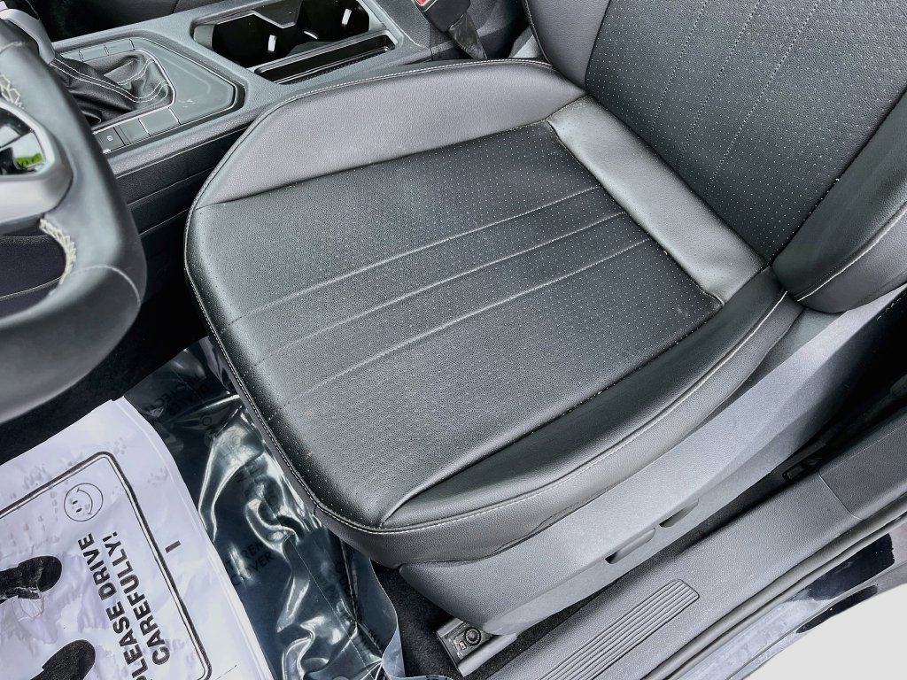 Used 2022 Volkswagen Tiguan SE FWD image 18