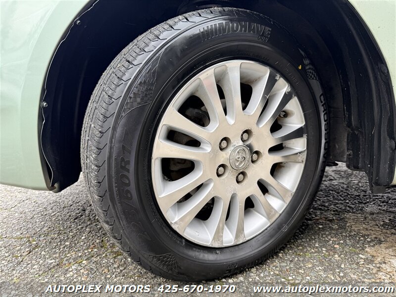Used 2008 Toyota Sienna LE w/ Towing Prep Pkg AWD/4WD image 22