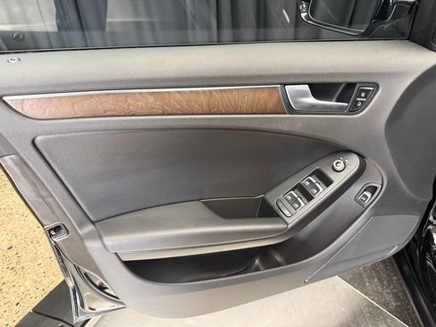 Used 2013 Audi A4 2.0T Premium w/ Convenience Pkg image 31