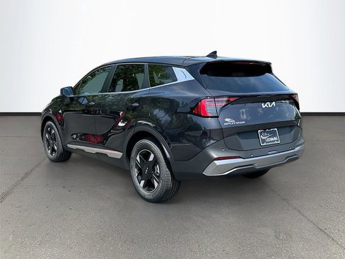 Certified 2026 Kia Sportage LX image 5