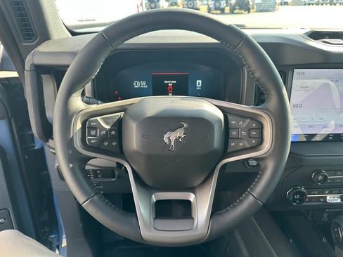 New 2025 Ford Bronco Badlands image 12