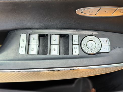 Used 2023 Genesis GV70 2.5T w/ Sport Prestige Package AWD/4WD image 14