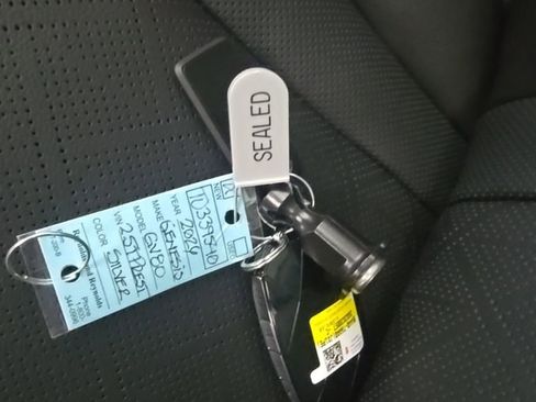 New 2026 Genesis GV80 2.5T Prestige AWD/4WD image 34