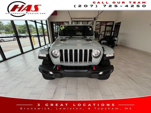Used 2023 Jeep Wrangler Unlimited Rubicon w/ Cold Weather Group AWD/4WD image 9
