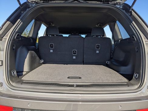 New 2025 Jeep Grand Cherokee Laredo image 36