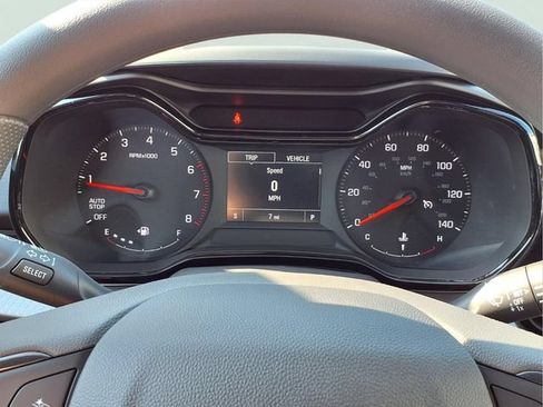 New 2026 Chevrolet Trax LS w/ LS Convenience Package FWD image 13