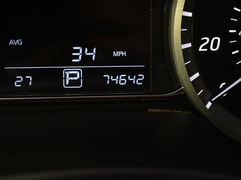 Used 2015 Nissan Sentra SV image 27