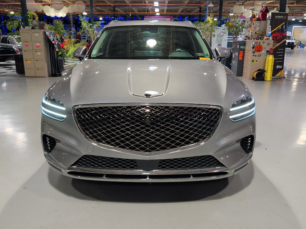 Used 2022 Genesis GV70 2.5T w/ Advanced Package AWD/4WD image 9