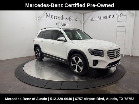 Used 2026 Mercedes-Benz GLB 250 image 1