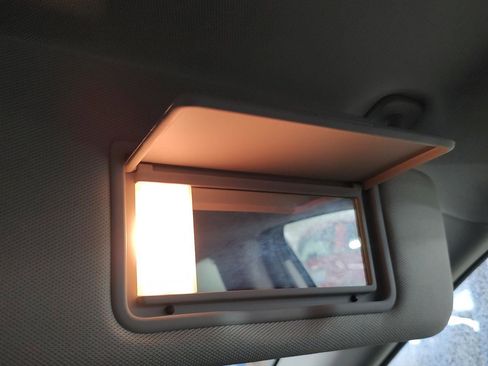 Used 2025 Honda Pilot EX-L image 8